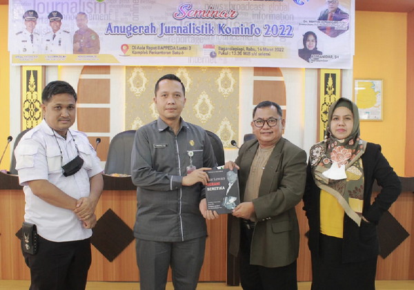 Bupati Rohil Buka Seminar Jurnalistik Kominfo 1 semjur 2